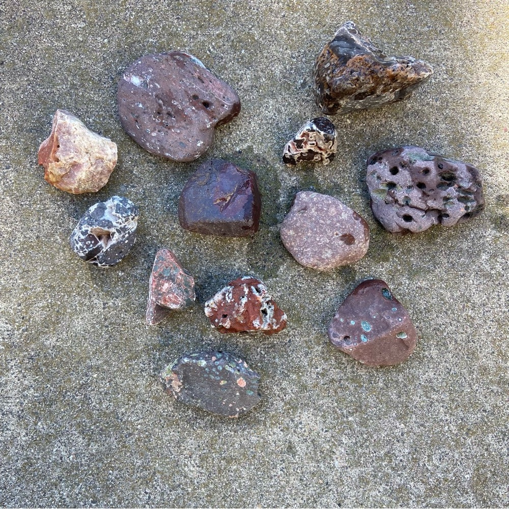 Red Rocks-Great 4 Plants, Fish, Turtles-2.5-3Lbs Many Sizes, Small-Medium 2-3.5” - Picture 10 of 12
